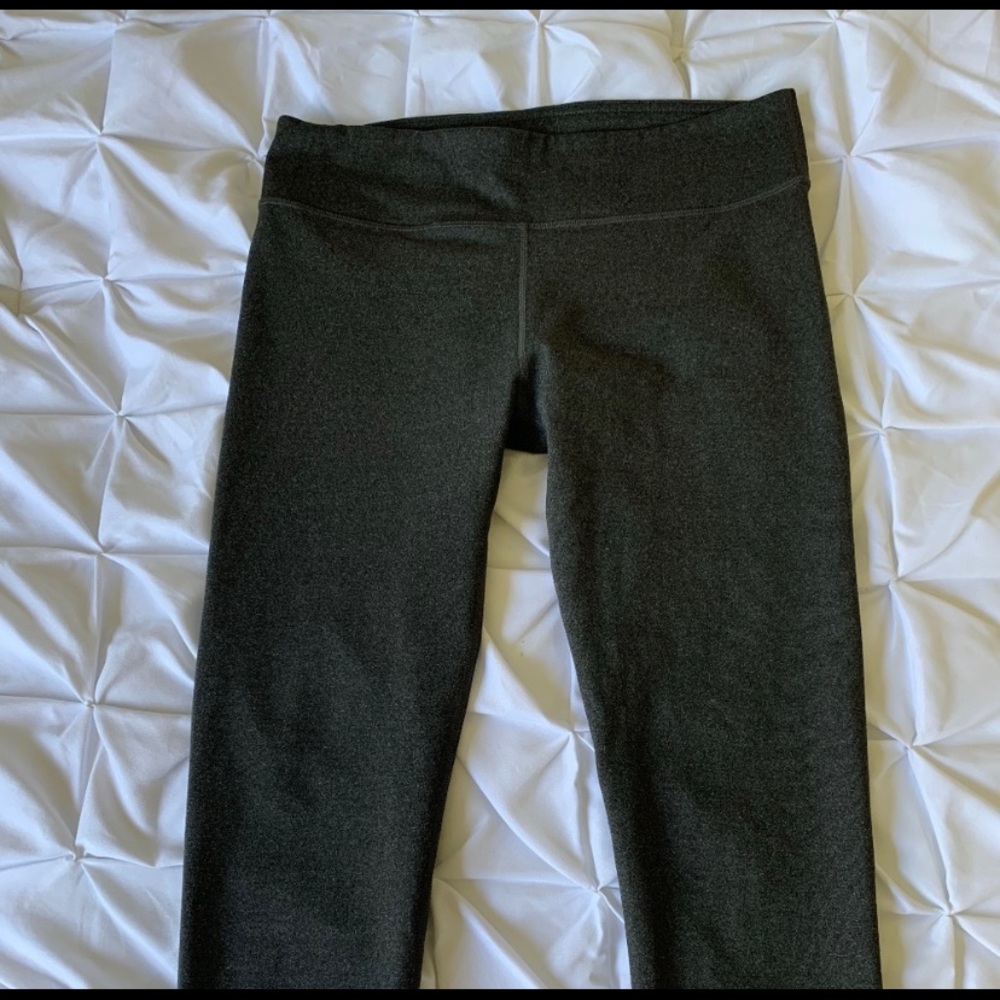 Fabletics Cropped Leggings